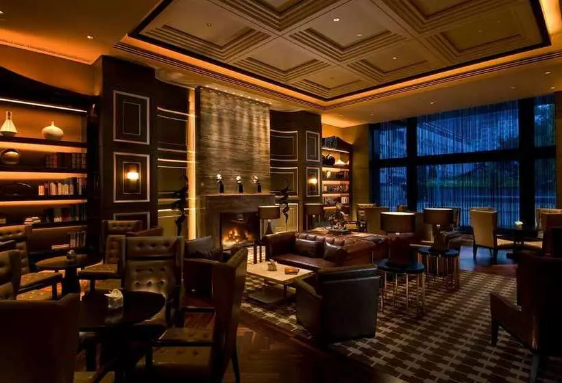هتل Hilton Beijing Wangfujing