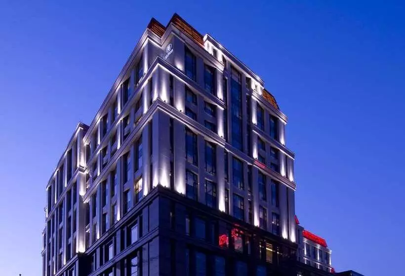 هتل Hilton Beijing Wangfujing
