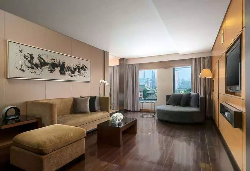 هتل Hilton Beijing Wangfujing