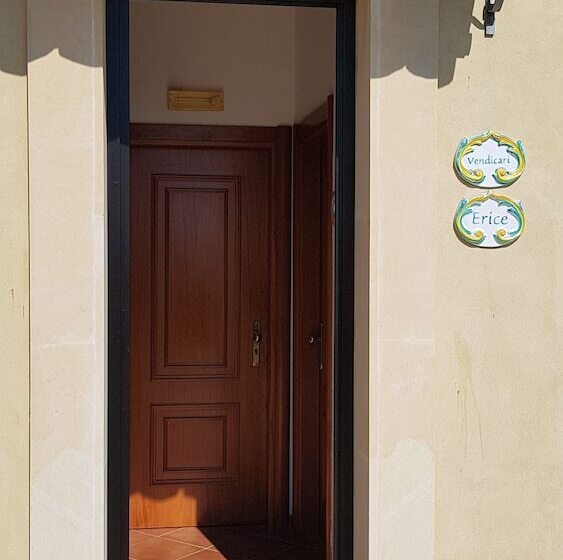 בית מלון כפרי La Corte Del Sole