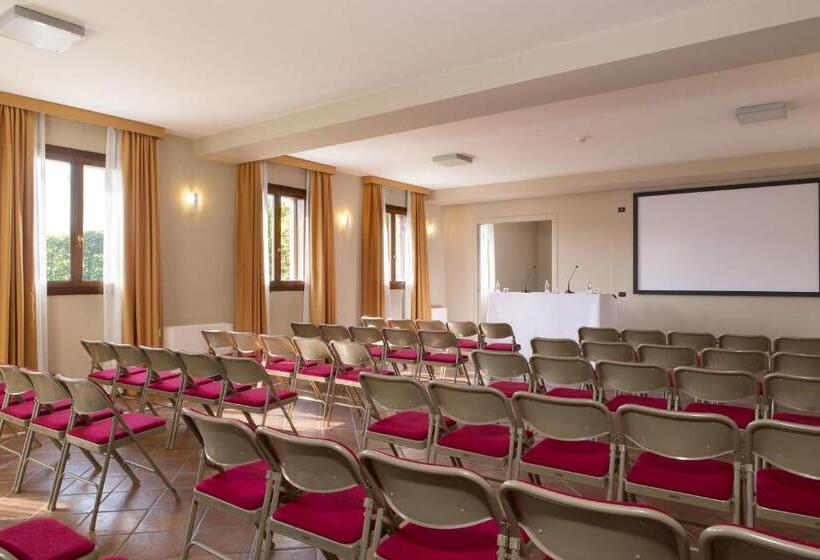 酒店 Maranello Palace