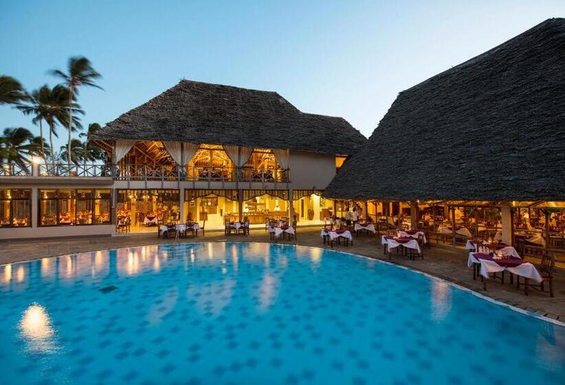 ホテル Neptune Pwani Beach Resort & Spa Zanzibar  All Inclusive