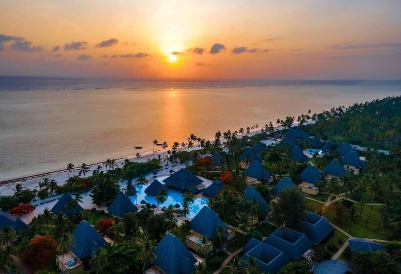 ホテル Neptune Pwani Beach Resort & Spa Zanzibar  All Inclusive
