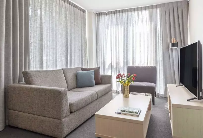 ホテル Oaks Brisbane Festival Suites