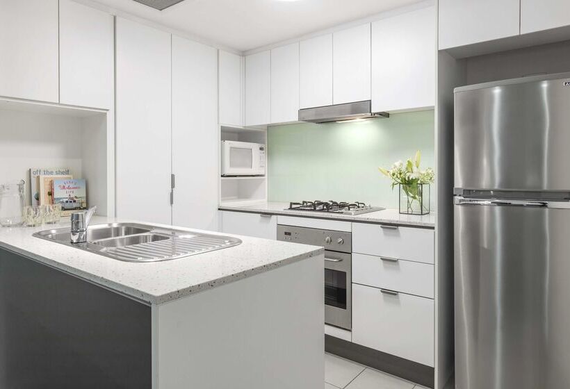 فندق Oaks Brisbane Festival Suites