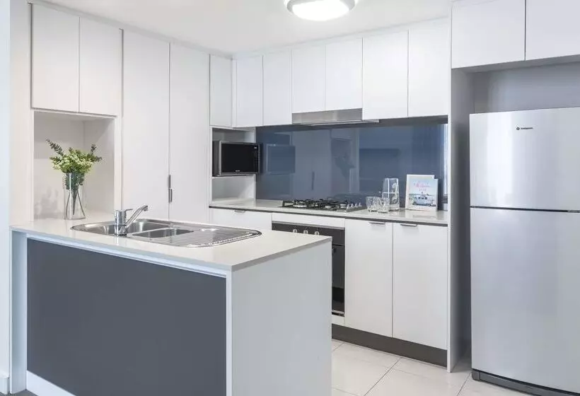 ホテル Oaks Brisbane Festival Suites