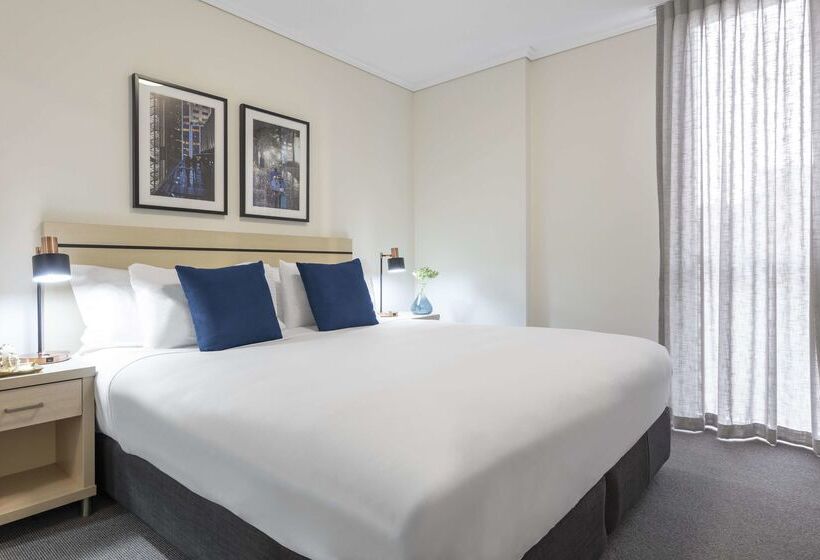 فندق Oaks Brisbane Festival Suites