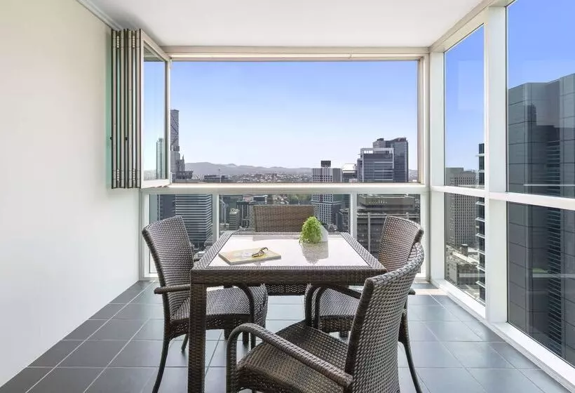 ホテル Oaks Brisbane Festival Suites