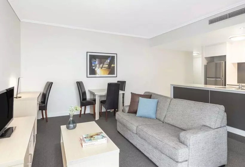 ホテル Oaks Brisbane Festival Suites