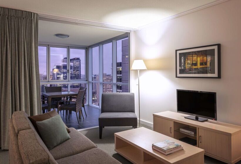 فندق Oaks Brisbane Festival Suites