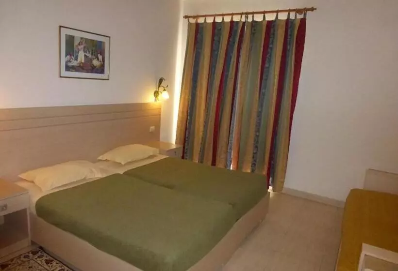 Отель Omar Khayam Resort & Aqua Park