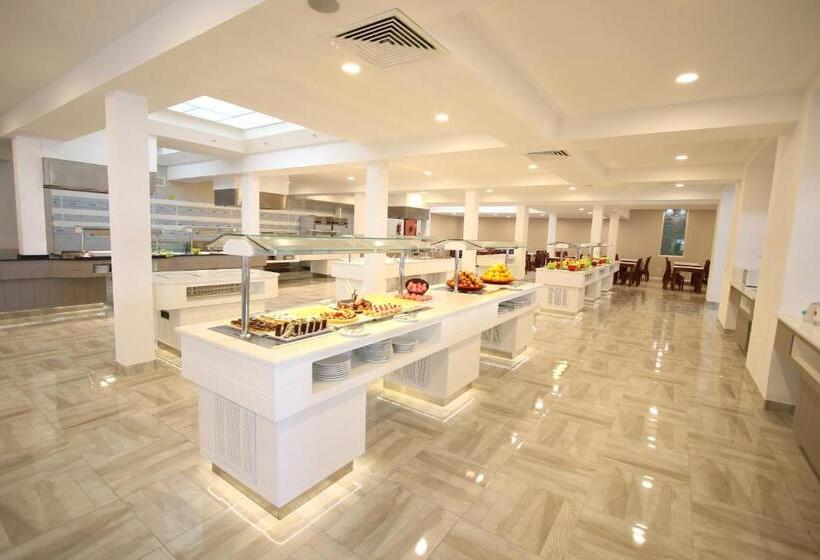 فندق Omar Khayam Resort & Aqua Park