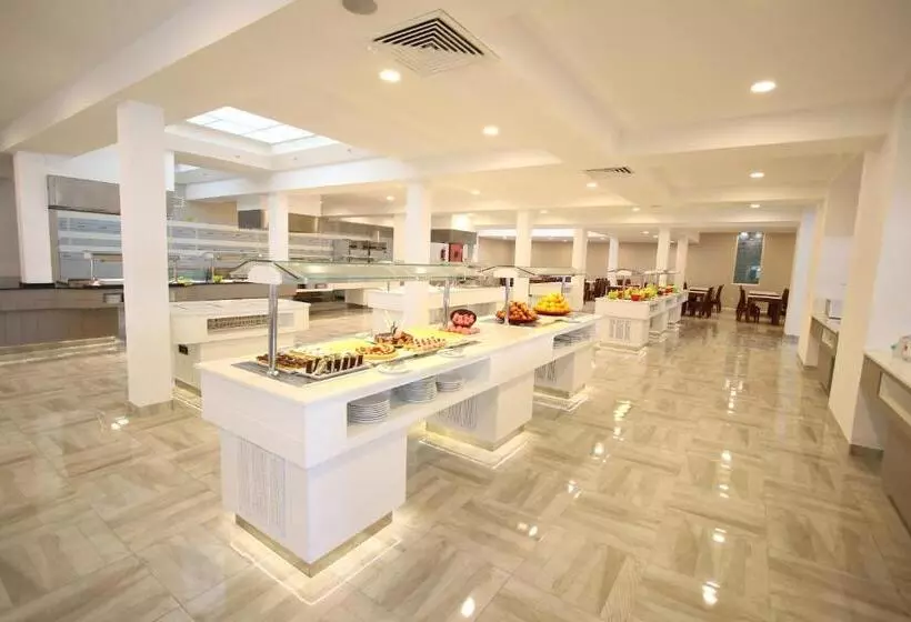 Отель Omar Khayam Resort & Aqua Park