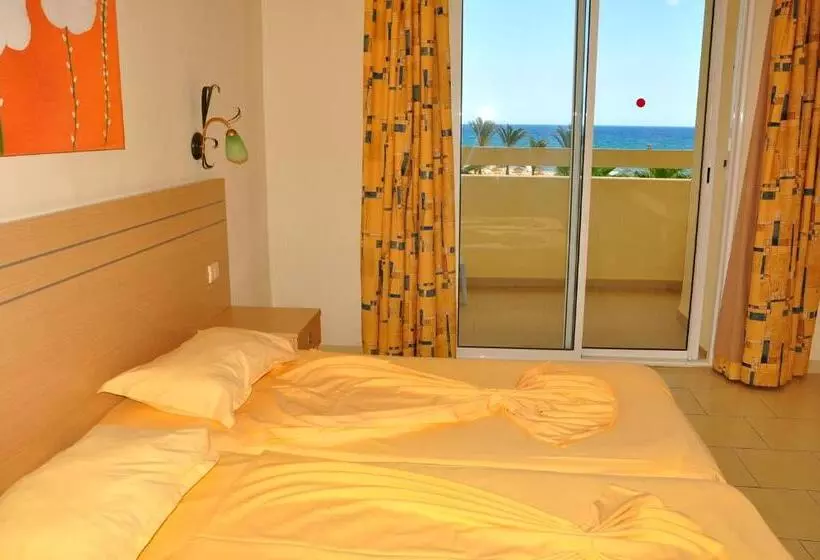 Отель Omar Khayam Resort & Aqua Park