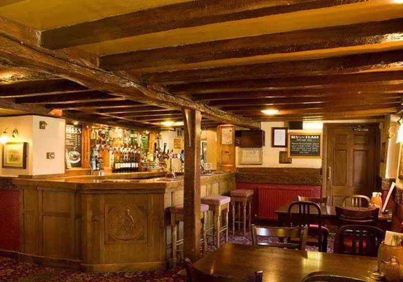 Отель The Queens Head Inn