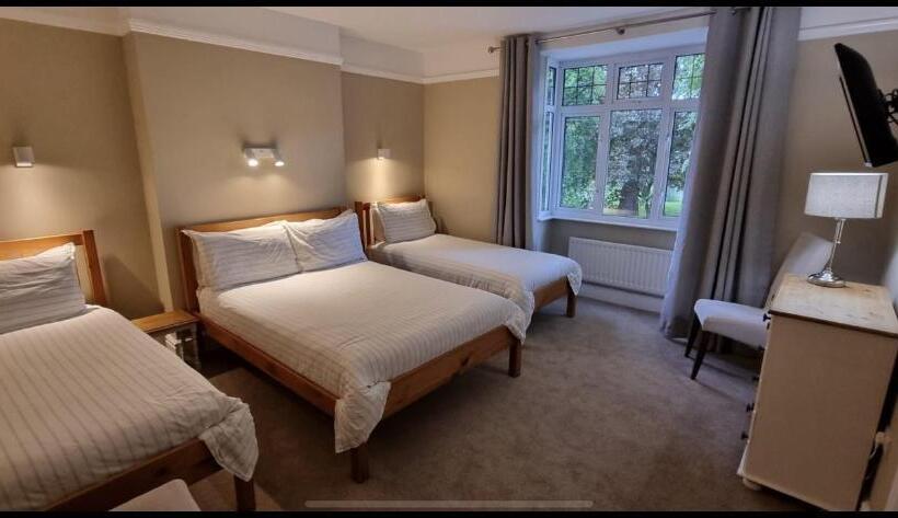 Hotel Salamander Guest House