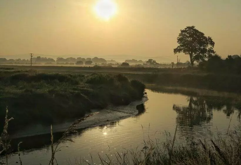 Hotel The Cartford Inn