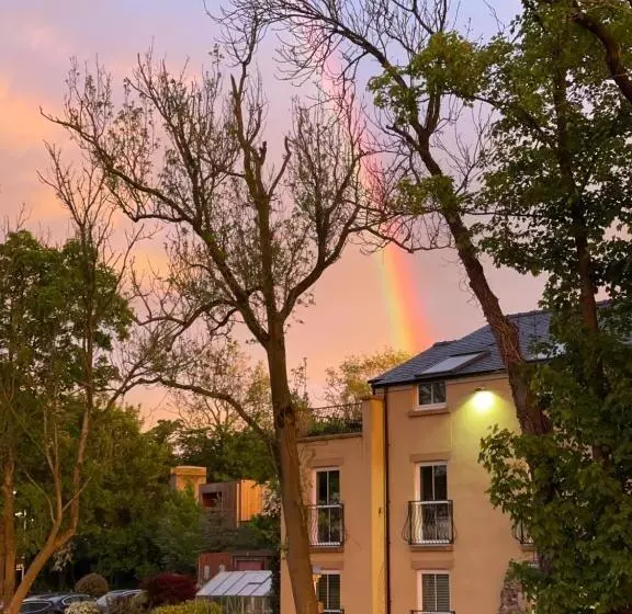 Hotel The Cartford Inn