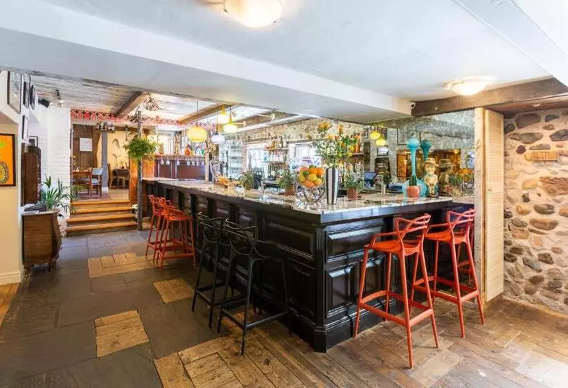 Hotel The Cartford Inn