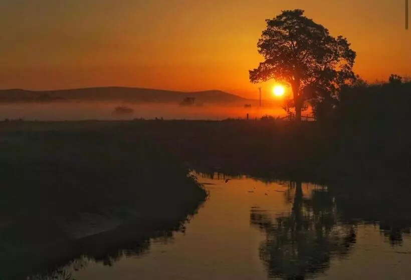 Hotel The Cartford Inn