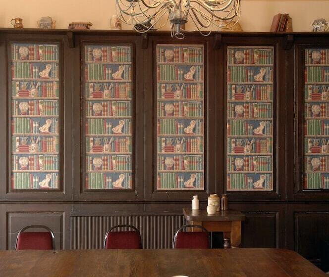 호텔 The Old Crown Coaching Inn