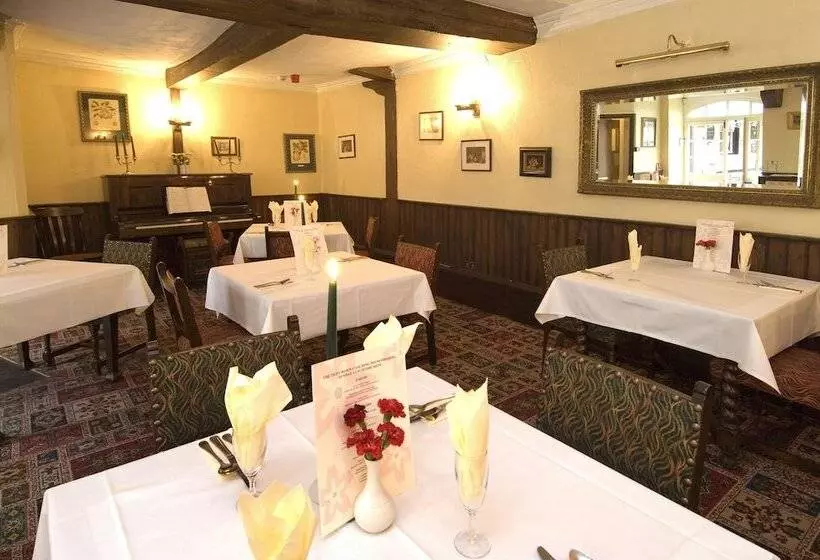 Отель The Old Crown Coaching Inn