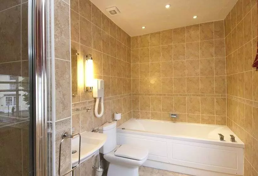 Отель The Old Crown Coaching Inn