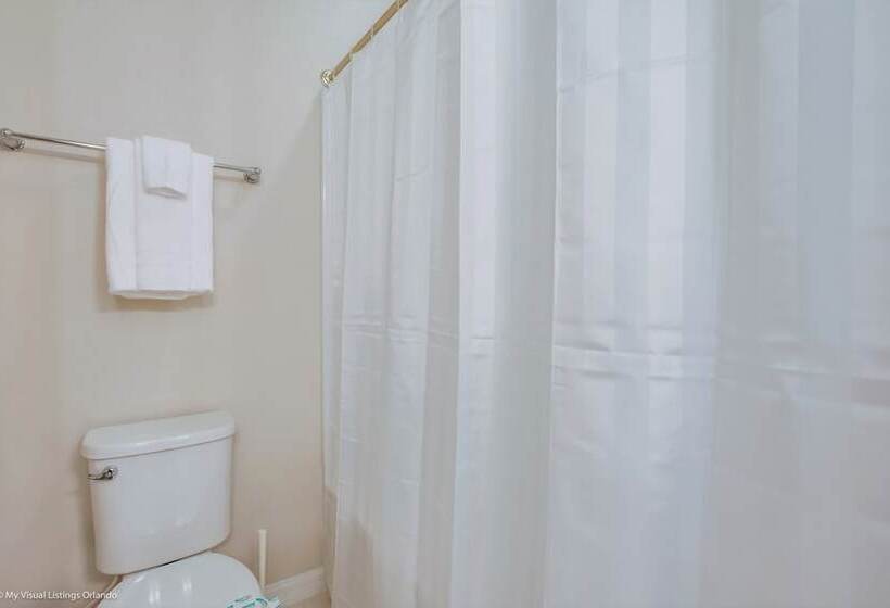 7 Bed 5 Ba Villa With Games, Pool & Spa