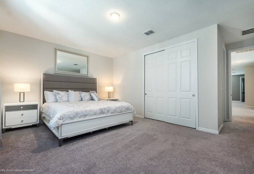 7 Bed 5 Ba Villa With Games, Pool & Spa