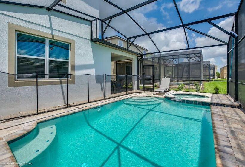 7 Bed 5 Ba Villa With Games, Pool & Spa