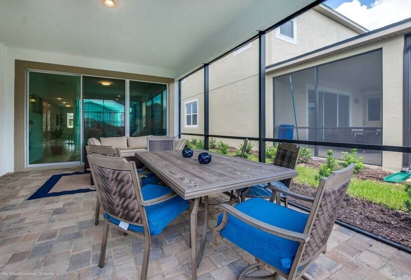 7 Bed 5 Ba Villa With Games, Pool & Spa