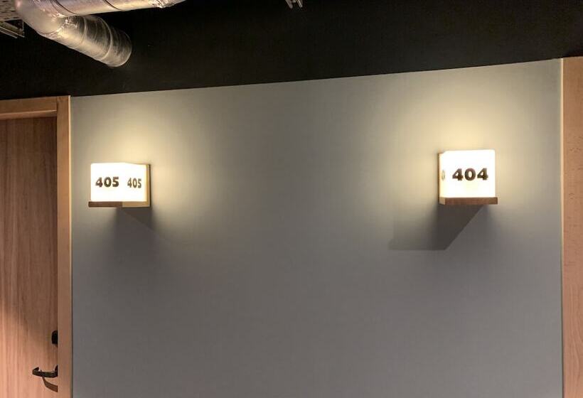 Auberge Hôtelière The People Paris Nation