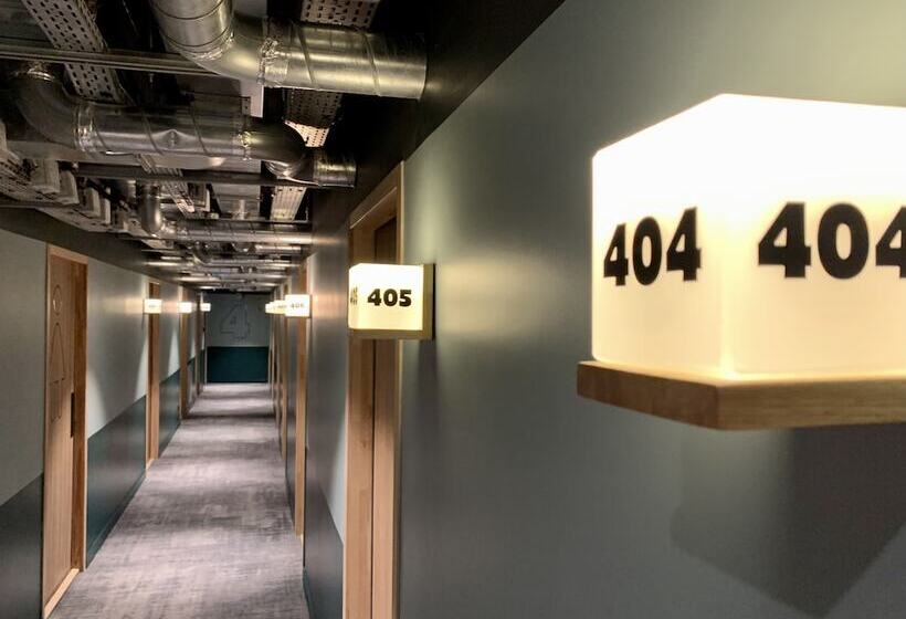 Auberge Hôtelière The People Paris Nation