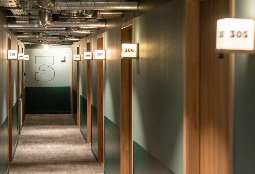 Auberge Hôtelière The People Paris Nation