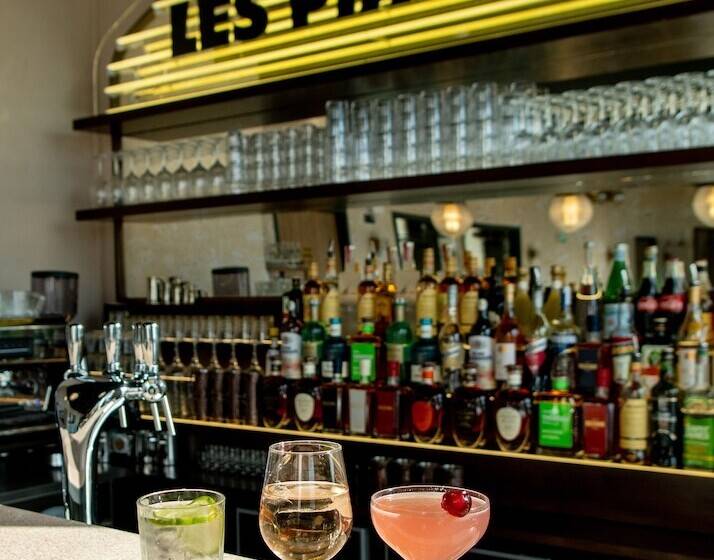 Auberge Hôtelière The People Paris Nation