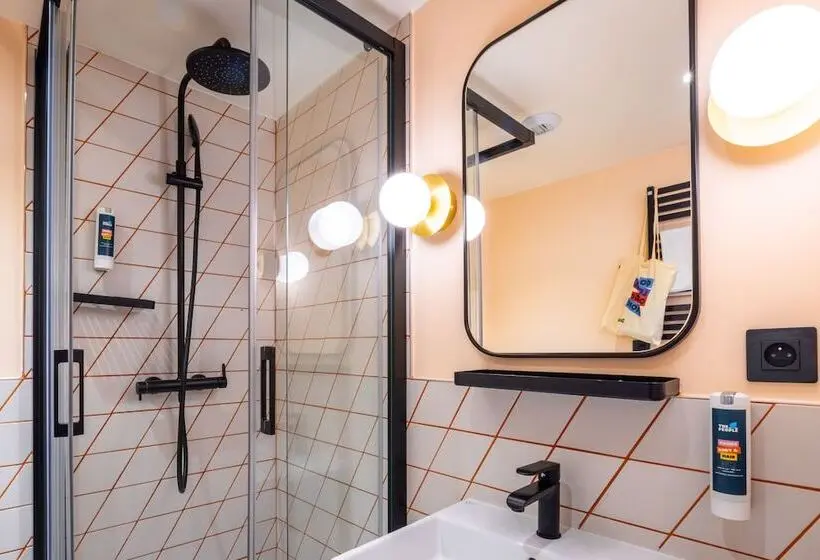 Auberge Hôtelière The People Paris Nation