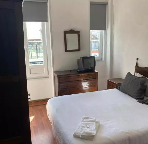 تختخواب و صبحانه Hospedaria Porto