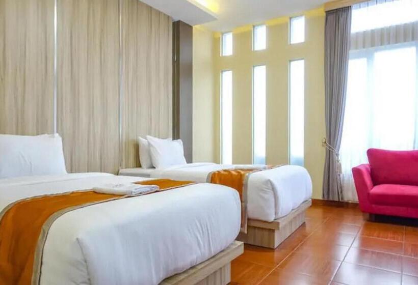 فندق De Malang Sweet Homestay Syariah Mitra Reddoorz