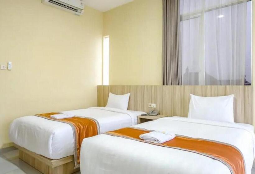 فندق De Malang Sweet Homestay Syariah Mitra Reddoorz