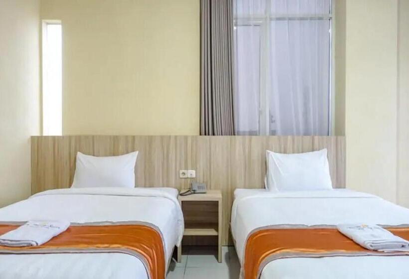 فندق De Malang Sweet Homestay Syariah Mitra Reddoorz