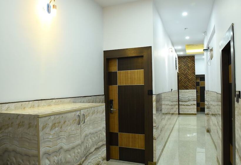 Domus Regency By Shrigo Hotels