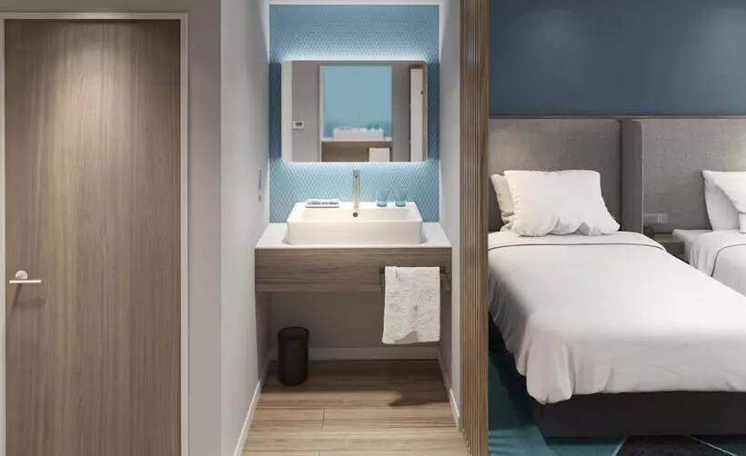 هتل Holiday Inn Express Shanghai Baoyang, An Ihg