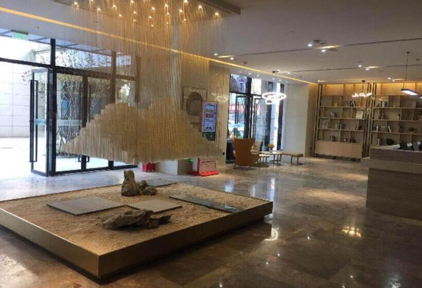 Hotel City Comfort Inn Wuhan Optics Valley Technology Exhibition Center