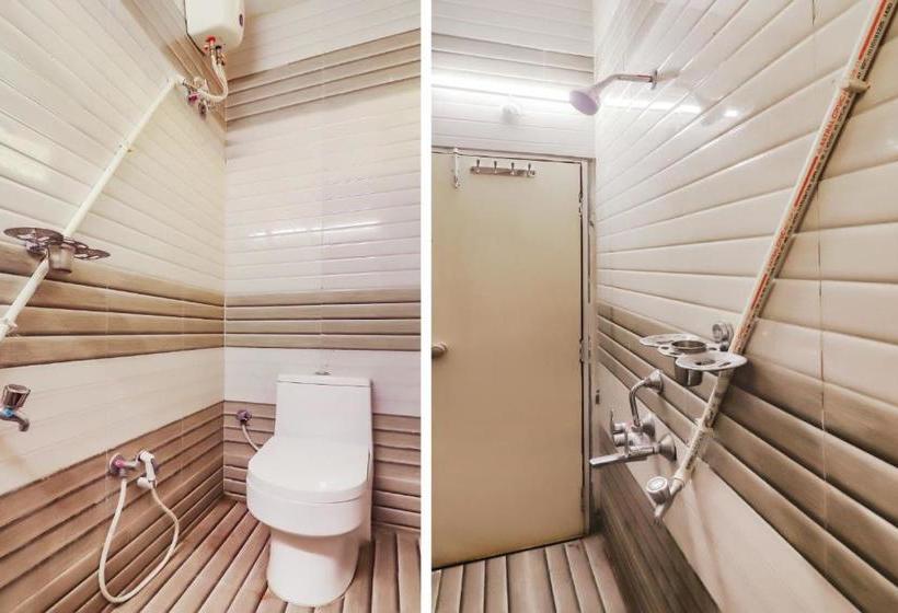 בית מלון כפרי Oyo 76350 Vasudeva Residency