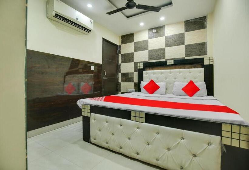 בית מלון כפרי Oyo Ldh180  K10