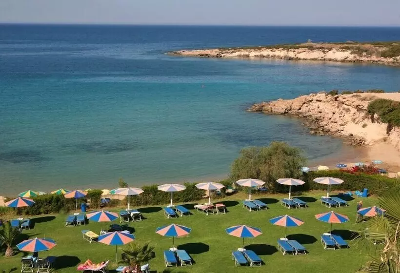 Corallia Beach Hotel Apartments