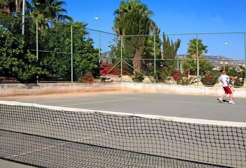 Corallia Beach Hotel Apartments