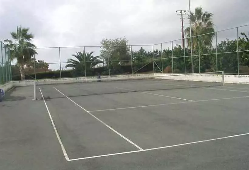 Corallia Beach Hotel Apartments