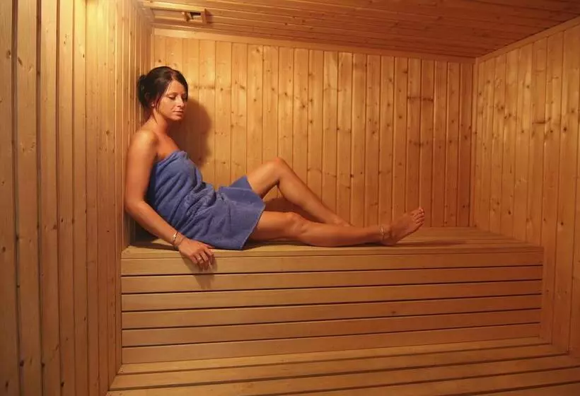 Corallia Beach Hotel Apartments