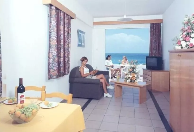 Corallia Beach Hotel Apartments